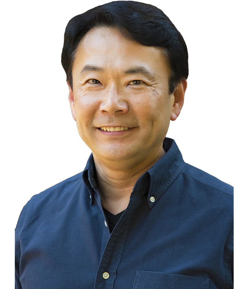 Xavier Lee